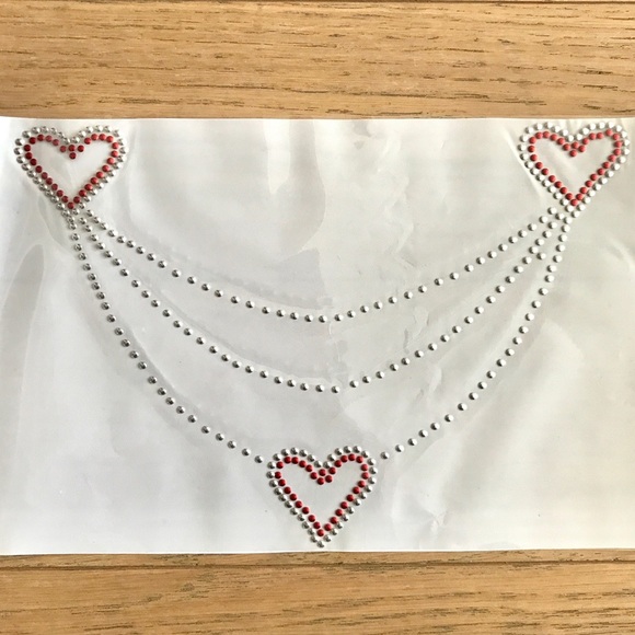 Other - T-Shirt Hotfix - Iron On Necklace
